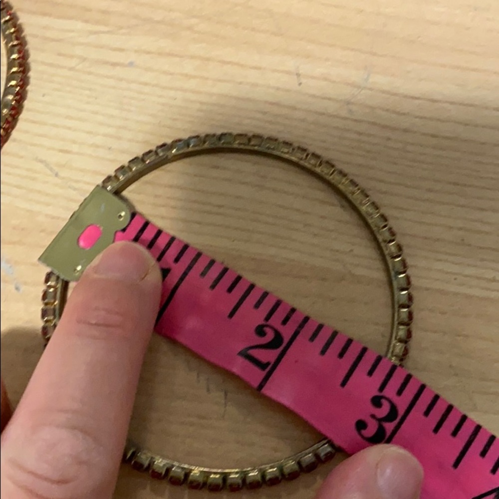 2 red bangles - Picture 5 of 5